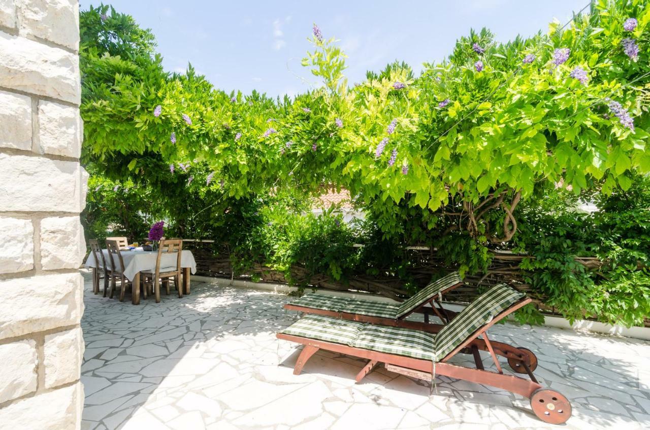 Wisteria Apartment Dubrovnik Exteriör bild